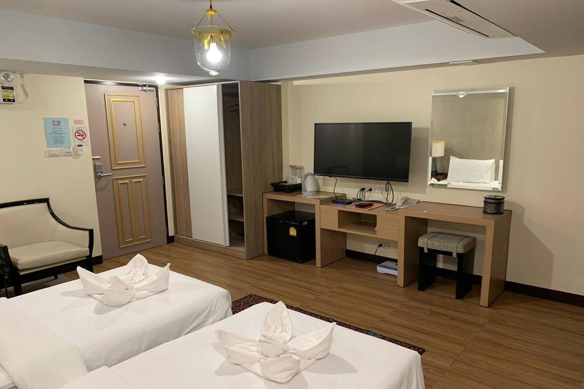 Kim Hotel At Morleng Bangkok Esterno foto